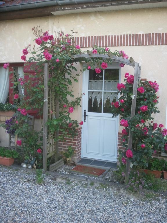 Les Blancarts Bed and Breakfast Hautebut Esterno foto